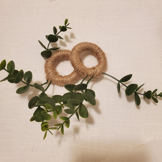 White 100% Linen Napkins & Rings Set – 6 Place Settings