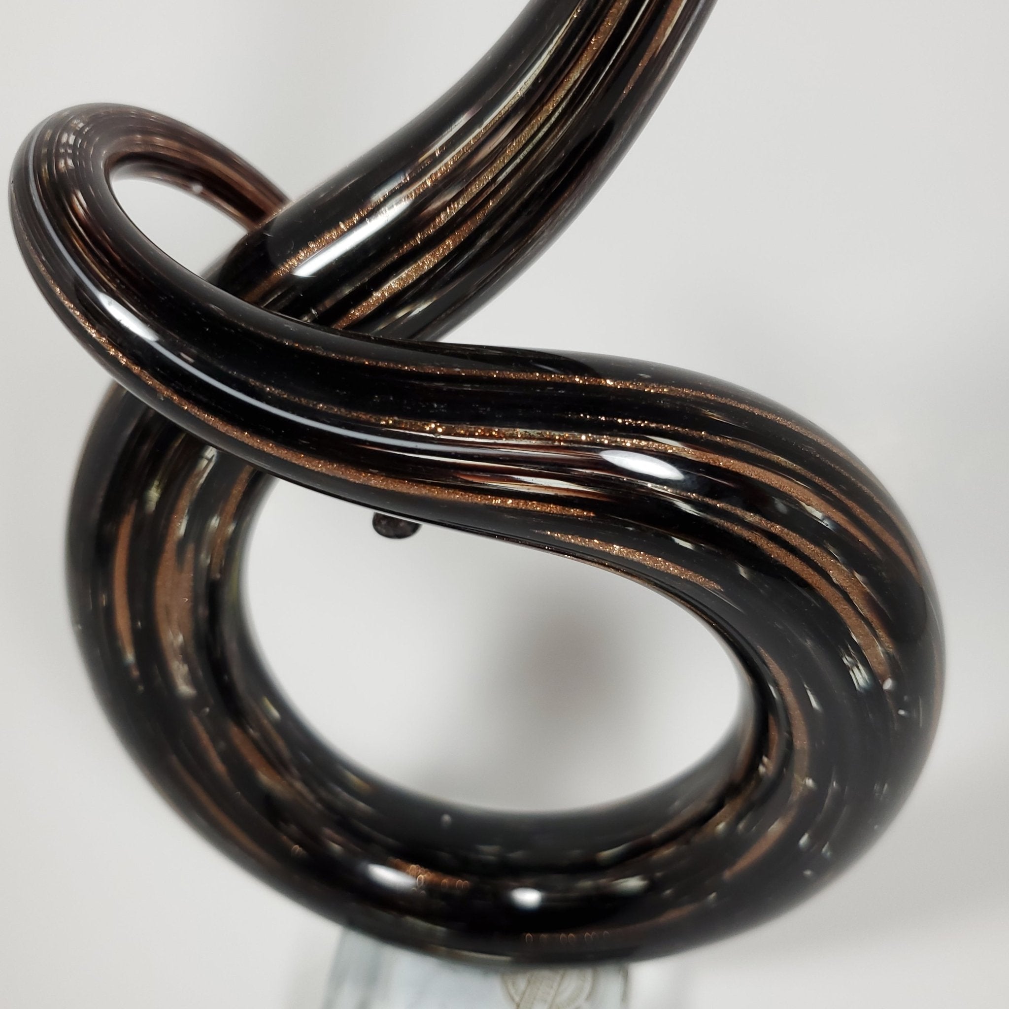 Brown and black accent piece top view zoomed in