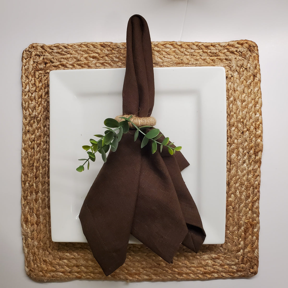 Set de 6 Serviettes et Rond de Serviettes en Lin 100% Châtaigne