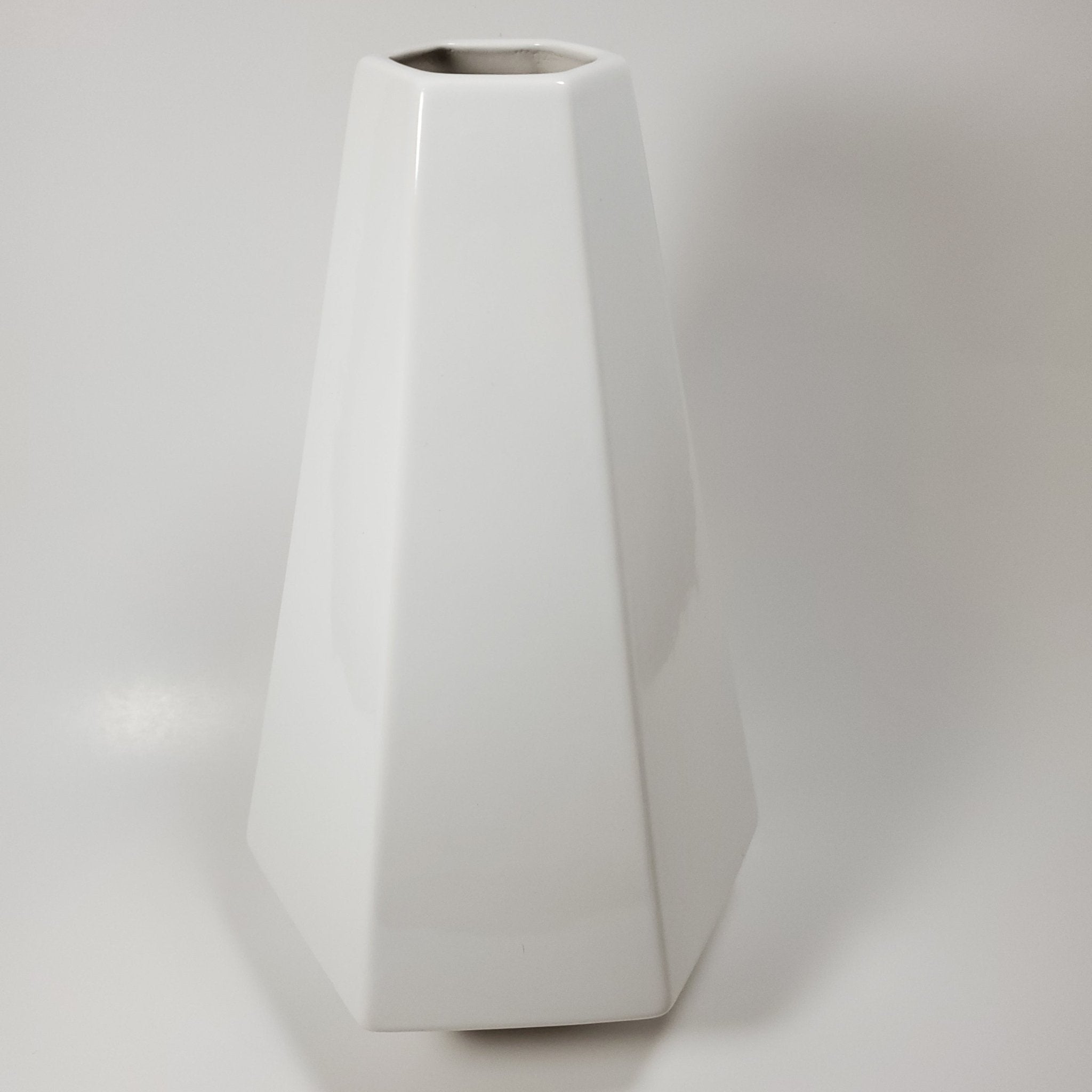 White geometric ceramic vase front view